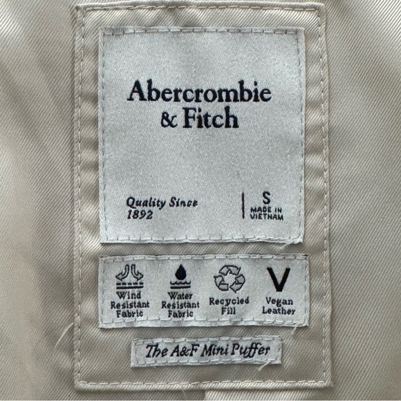 Abercrombie & Fitch Cream Faux Leather Mini Puffer Jacket - Picture 6 of 8